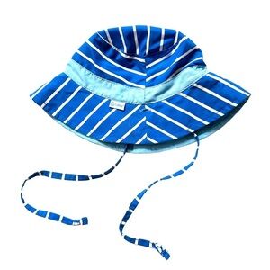 ⭐️ 5 for $25 i Play. Blue Striped Reversible Bucket Hat for Babies